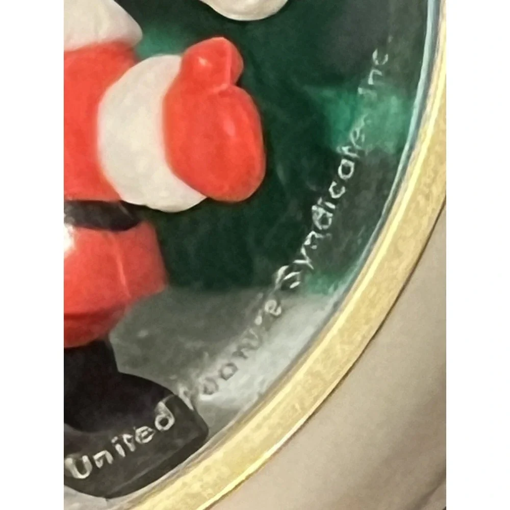 Vtg Hallmark Snoopy and Friends 1983‎ Diorama/Panorama Christmas Ornament 3